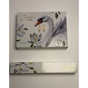 Hourglass Ambient Lighting Powder Palette Swan & Matching Brush New In Box 🦢